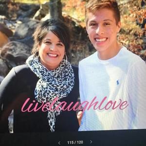 Meet your Posher, Anne